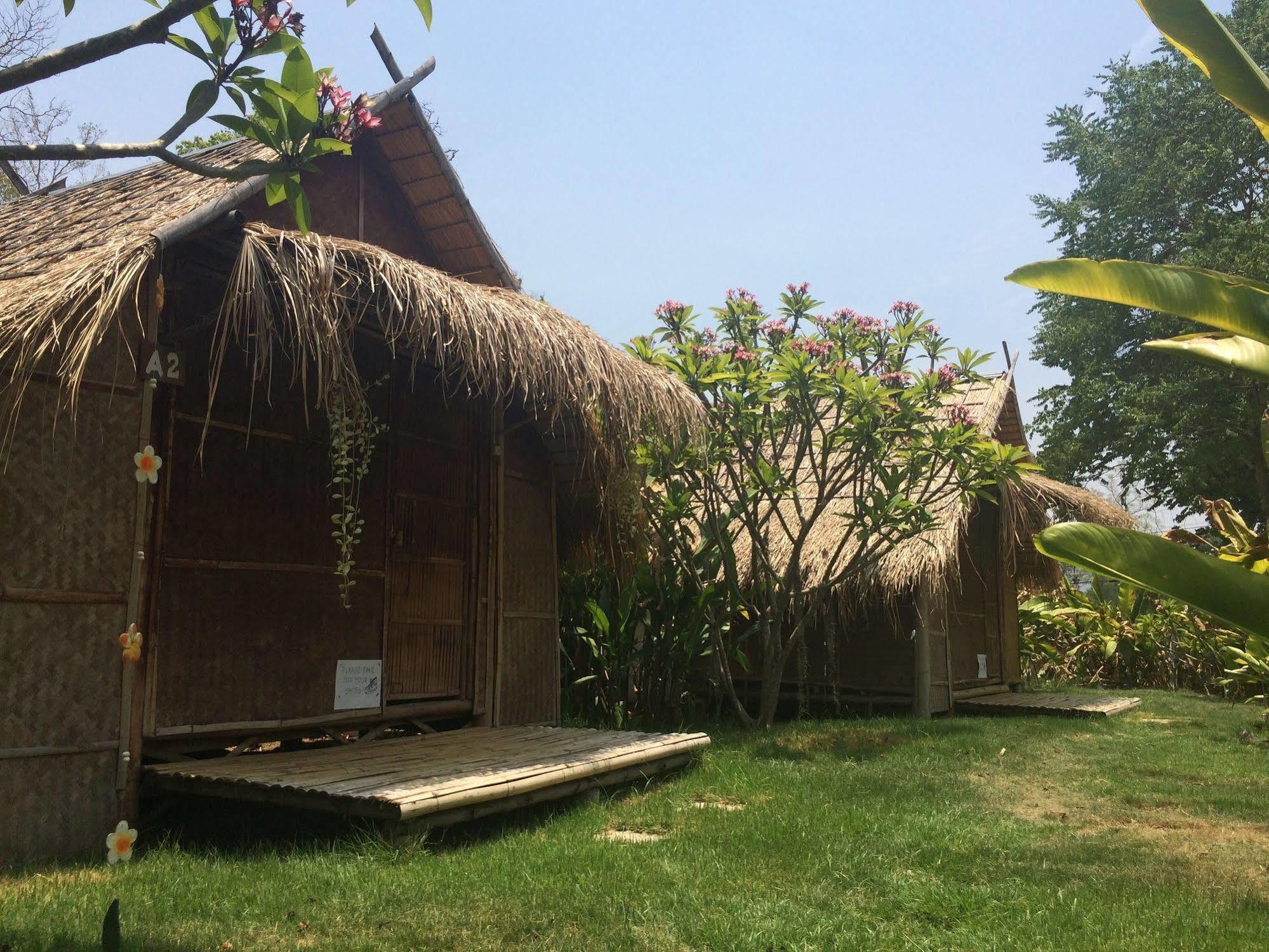 Hotel Pai Bamboo Hut Extérieur photo